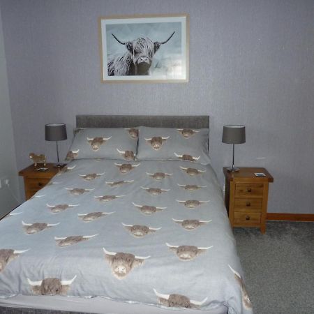 Inverness. Private Double Room With En Suite. Room Only. Экстерьер фото