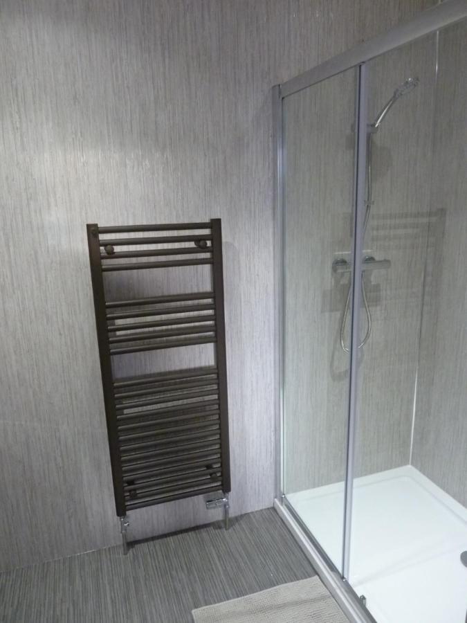 Inverness. Private Double Room With En Suite. Room Only. Экстерьер фото